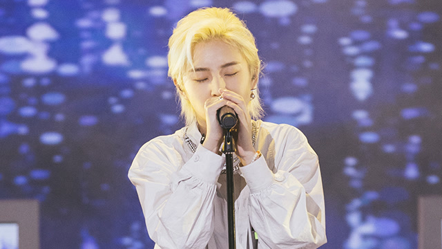 望江晴rarpid个人才艺展示——魔法秀 分享歌词