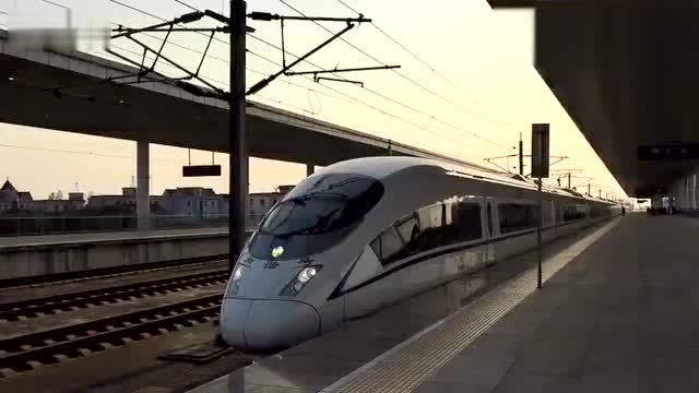 实拍g7364次crh380高铁动车组发车