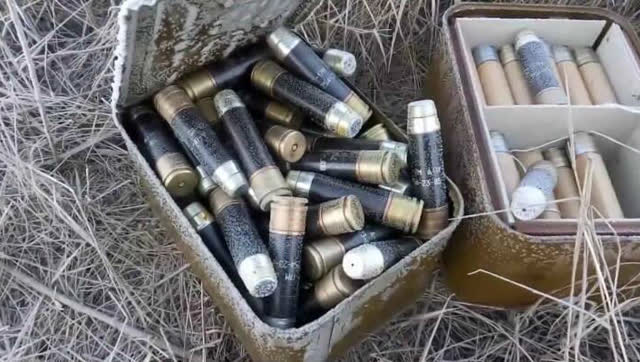 苏制ags17式30毫米自动榴弹发射器弹链供弹