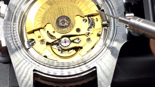 调试劳力士黑鬼杭州机械机芯调试 n厂主力机芯没毛病