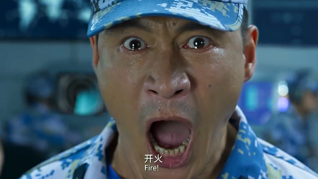 《战狼2》展现中国军人胆魄,"开火"一刻撼动国民心声