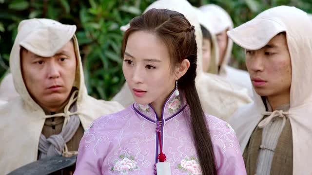 女管家:码头员工打架美女管家出面调解,肖若云却不幸流产