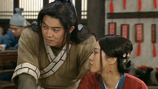 佟湘玉有多爱白展堂?为拿回白展堂送给自己的玉牌,都快疯了!