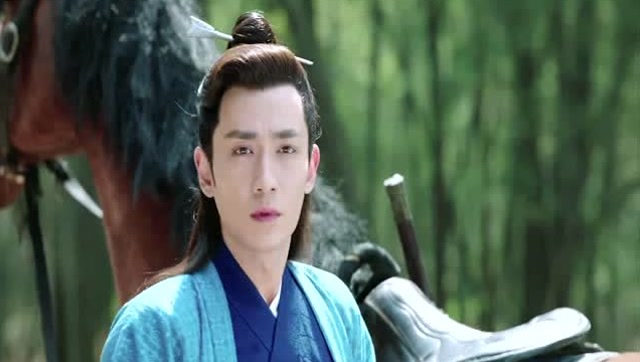 谢客远骑马到树林中,等待花含羞的到来