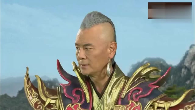 奎刚法祖脑门祭出一朵乌金黑莲,将自己善良化身封印在元神中