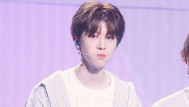 ninepercent范丞丞 卖萌嘟嘴神似费启鸣 那小表情耐人寻味!