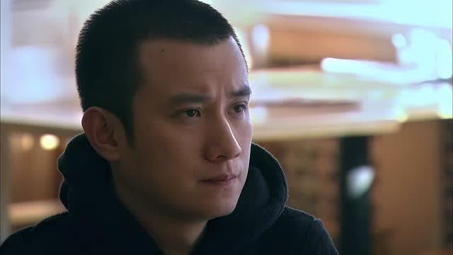 《裸婚时代》经济的压力让文章喘不过气