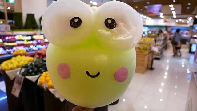 网红小吃棉花糖,要排队才能吃到,看制作过程也是种享受!