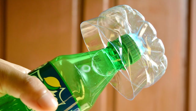 塑料瓶简单改造一下,有意想不到的妙用,现在知道不算晚!