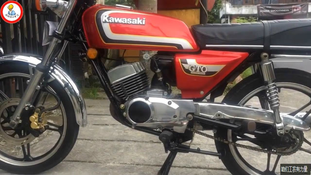 80年代的二冲程摩托车那时都叫它川崎银座gto启动后声音悦耳