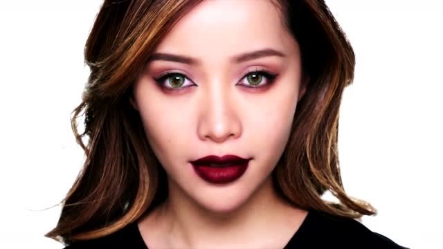 越南美妆博主打造的坏女孩妆容!