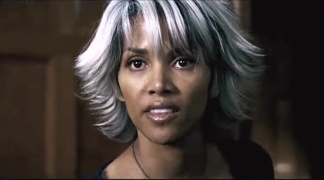 变异人的颜值都好高,大街游行示威好壮观