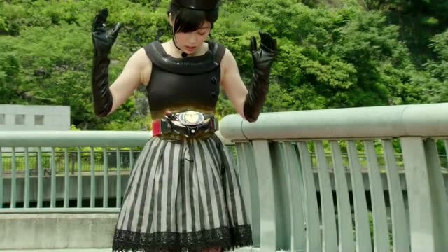 《假面骑士》drive:能够控制怪物的腰带!medic的能力真的强!