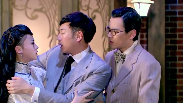 烽火佳人:红羽大晚上在歌厅外站着,竟是为了等候喝醉的杜允唐