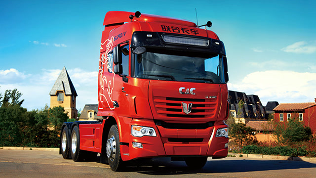 自重仅有7.7吨,联合卡车e420可以个性化定制!