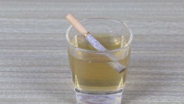 香烟泡水这是要火的节奏,作用厉害了,花再多钱也买不到!