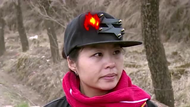 《变形计》杨奥看妈妈买菜花钱如水,生气只给她一块钱买馍