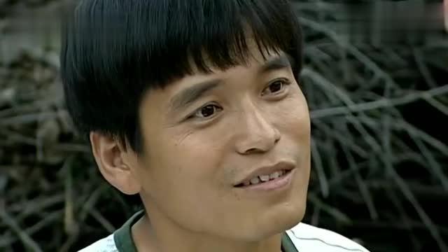 女人的村庄香春故意找二旺帮忙二旺满脸的不情愿