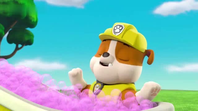 汪汪队立大功 泡泡澡为什么是粉红色,小力不是男孩子吗?