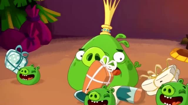 愤怒的小鸟:绿皮猪们都收到礼物了,唯独猪猪国王没有收到噢