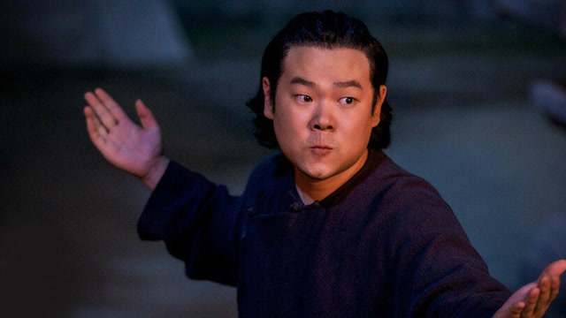 岳云鹏卖萌嘟嘴装可爱,简直太搞笑,把观众都乐坏了!