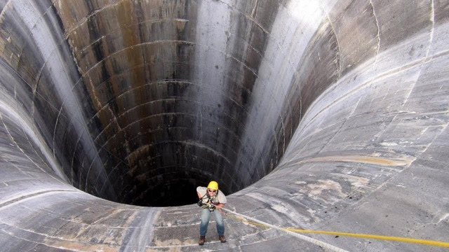 地心文明真的存在吗?苏联人深入地下10000米,有"惊人"发现!