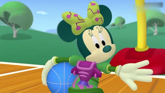 米奇妙妙屋:米妮打篮球犯规了