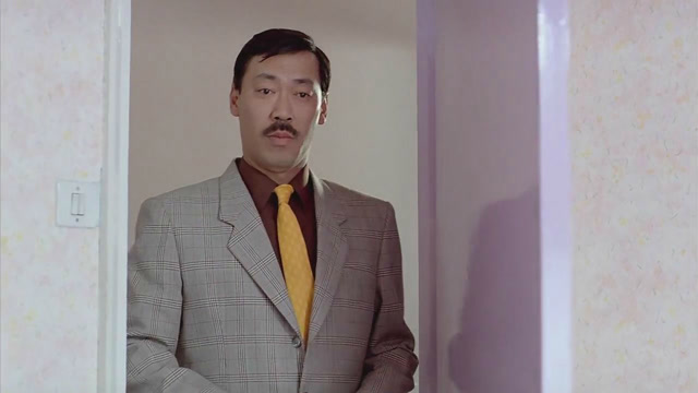 精装追女仔2:坚叔为了送女友饰品,将跟了他十几年的车给卖了!