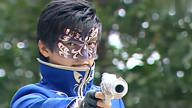 巴啦啦小魔仙之小蓝说的话太过分了 游乐王子用魔法把她困在树上