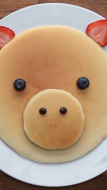 草莓小猪的制作过程,只需要两块大小不一的圆形