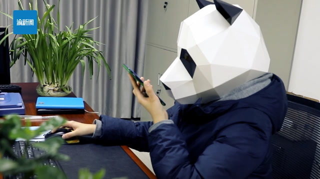 重庆有对"哼哈二酱"拍摄小视频演绎诈骗防范