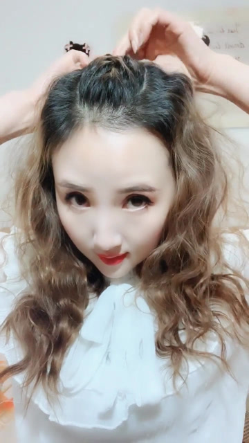 头顶蓬松自然蝎子辫,美美哒!必看哦