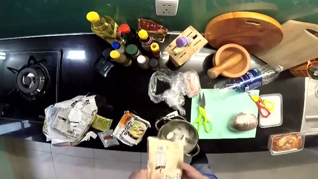 妻子的味道:李河静终止丈夫抱怨,要郑俊浩做饭,俊浩最后的挣扎