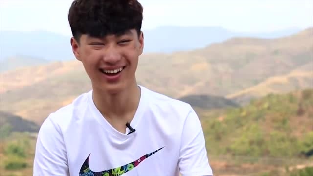 变形计:何沛函迎接勇士的挑战,跳下来的那刻韩安冉对他刮目相看