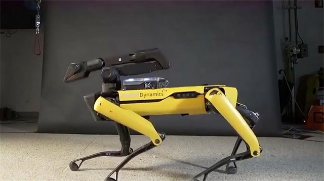 当机器狗学会跳舞后会怎样网友这太空步也太魔幻了