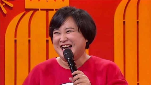 许君聪小品:贾玲,张小斐,许君聪,现场默契度大考验,这才叫实力!