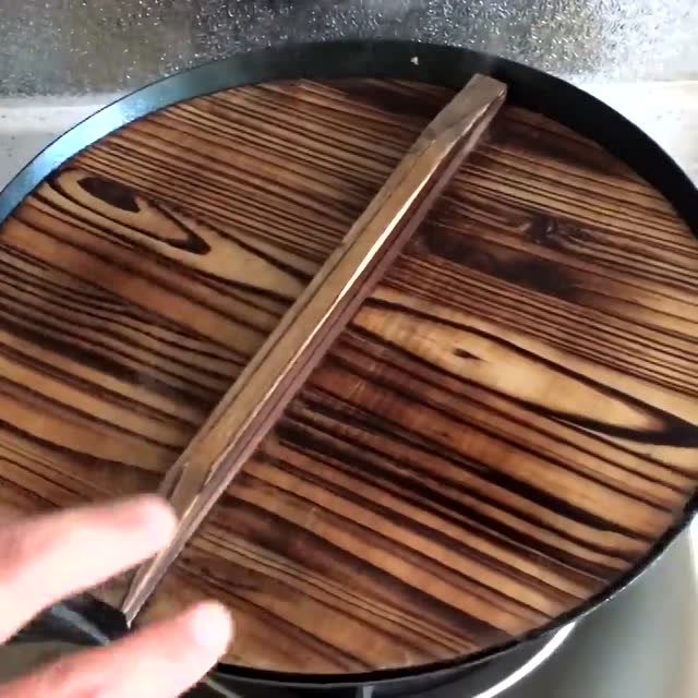 爷爷特意为我做的家常菜,掀开锅盖的瞬间,看得我食欲大增!