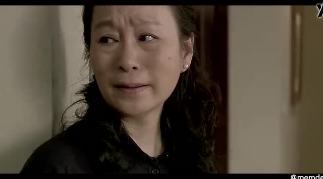 看夏冰的神情 妈妈一下就猜到 张译动手打了夏冰