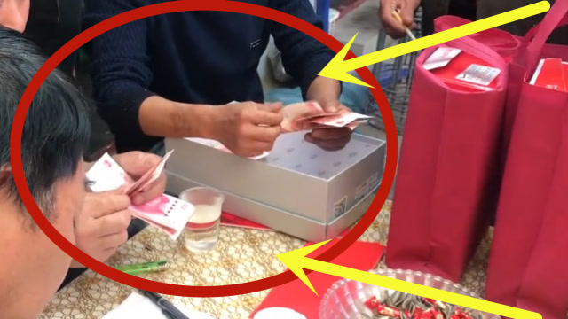 河南农村结婚,办13桌酒席,收的礼金令人不可思议!