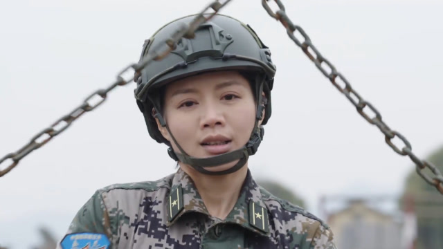 选拔还在继续,不断有学员被淘汰,曾紫陌依旧坚持