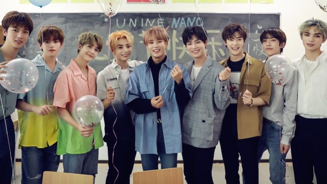 unine的vlog,男团拍摄杂志封面,各种摆拍姿势太撩人啦