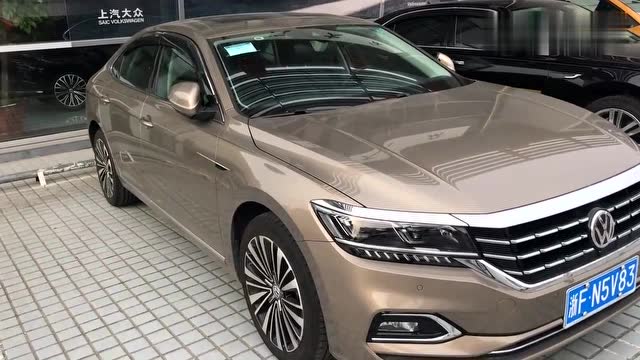 380,尊贵版金色帕萨特.《来自懂车帝车友圈》