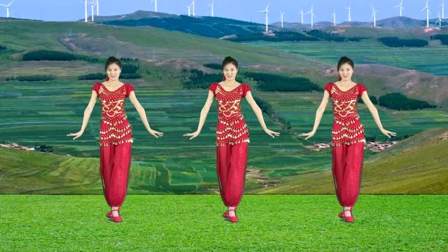 最新广场舞《西域风情舞》摇曳的舞姿,展示不一样的风情!