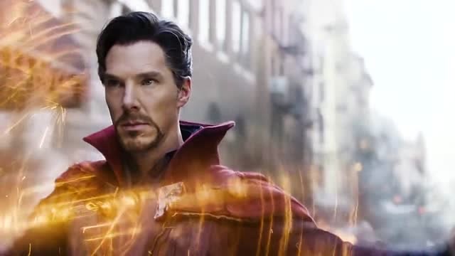 看看钢铁侠变身的瞬间,那摘下眼镜的动作,简直是帅炸了