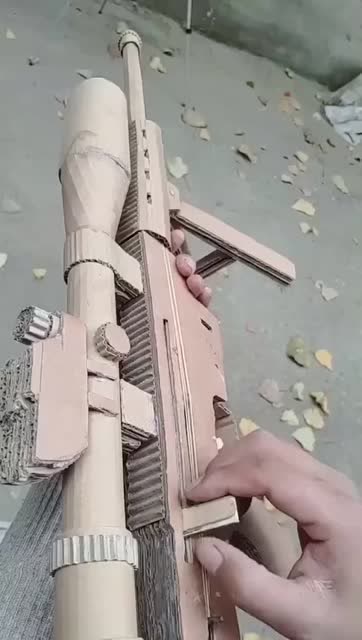废物纸盒再利用自制狙击枪还能射出子弹