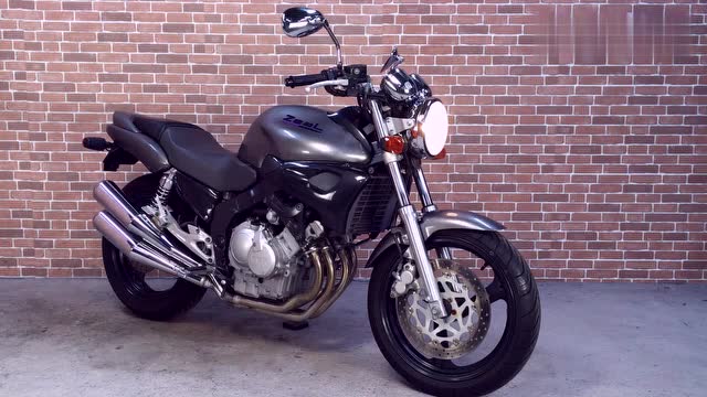 好声浪不只有cb400,听听雅马哈四缸250的声浪吧!