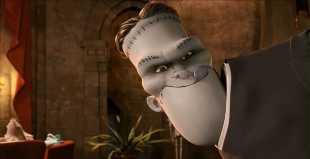 精灵旅社:木乃伊被弗兰克捉弄惨了,全屋人都在笑他,好尴尬!