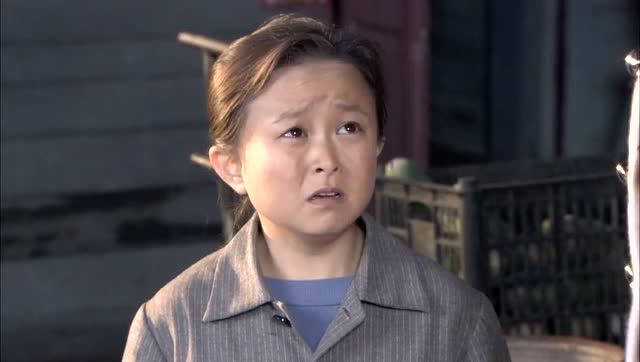 杜娟一个人把笑笑拉扯大,怎料笑笑找到亲妈后,竟开始嫌弃杜娟