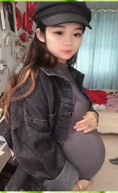 这是我见过年龄最小的孕妇,据说是99年出生的,真是太漂亮了!