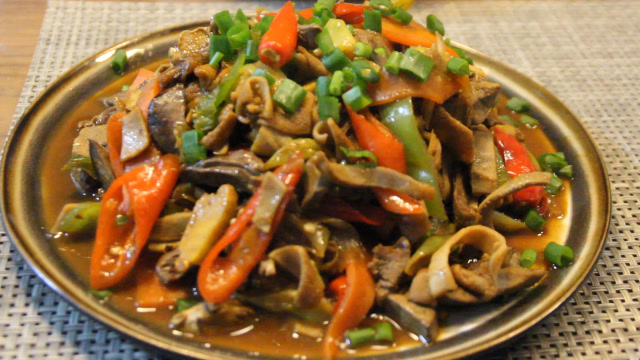 酸辣鸭杂,没胃口的时候,就好这一口